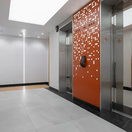 Towarowa Towers Comfortable With Air Conditioning Ideal For Remote Work By Renters * Warschau